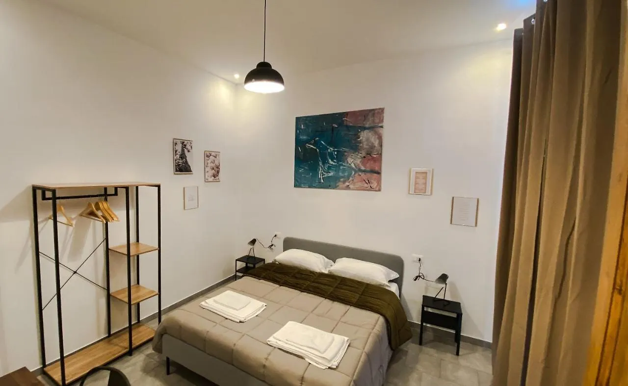 The Roof Garden - Bed&Breakfast Frattamaggiore Bed & Breakfast
