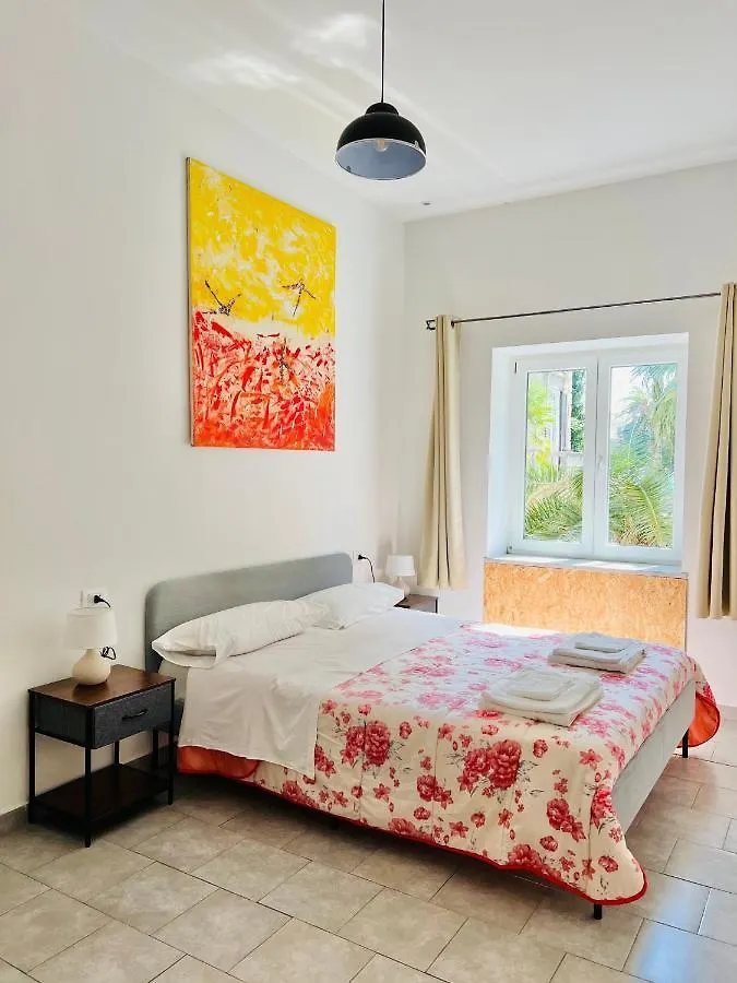 The Roof Garden - Bed&Breakfast Frattamaggiore Bed & Breakfast