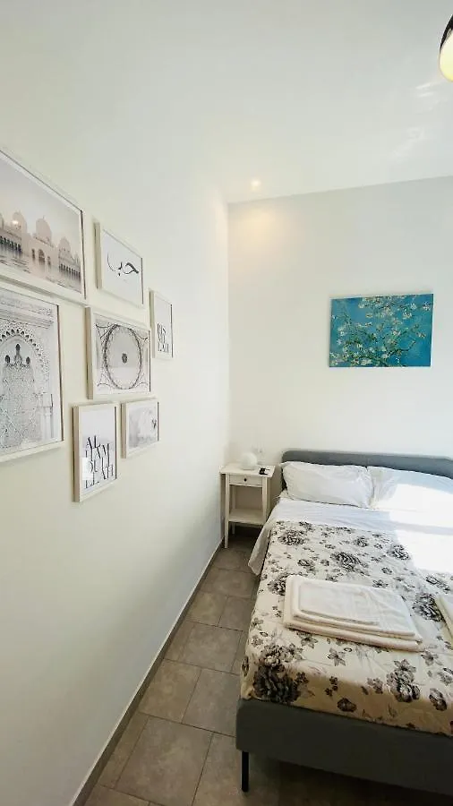 The Roof Garden - Bed&Breakfast Frattamaggiore Bed & Breakfast